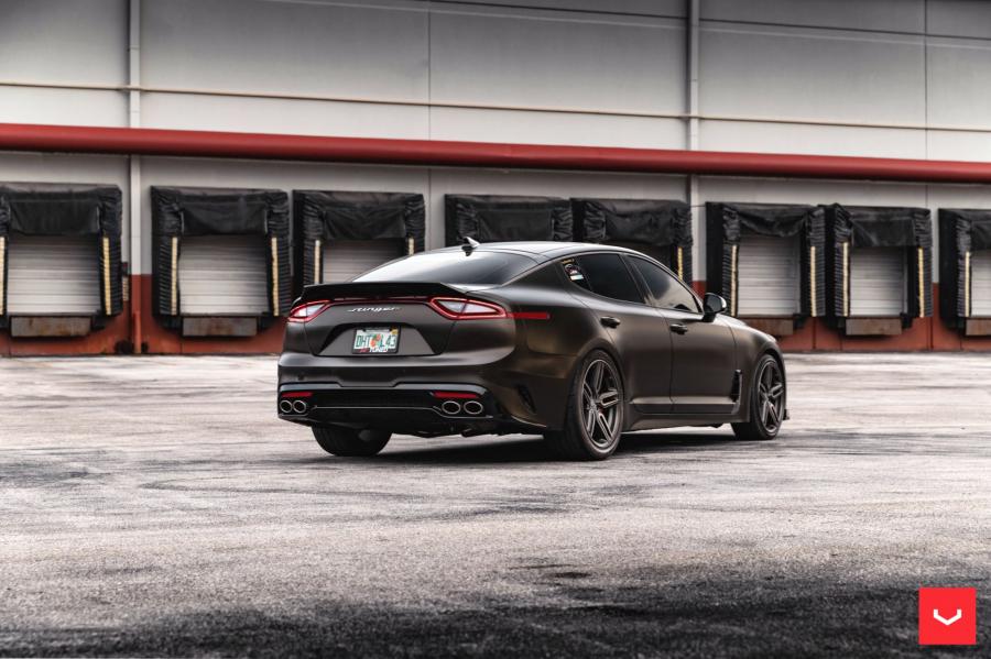  Kia Stinger GT on Vossen Wheels (HF-1) 2019 года  (фото 19 из 24)